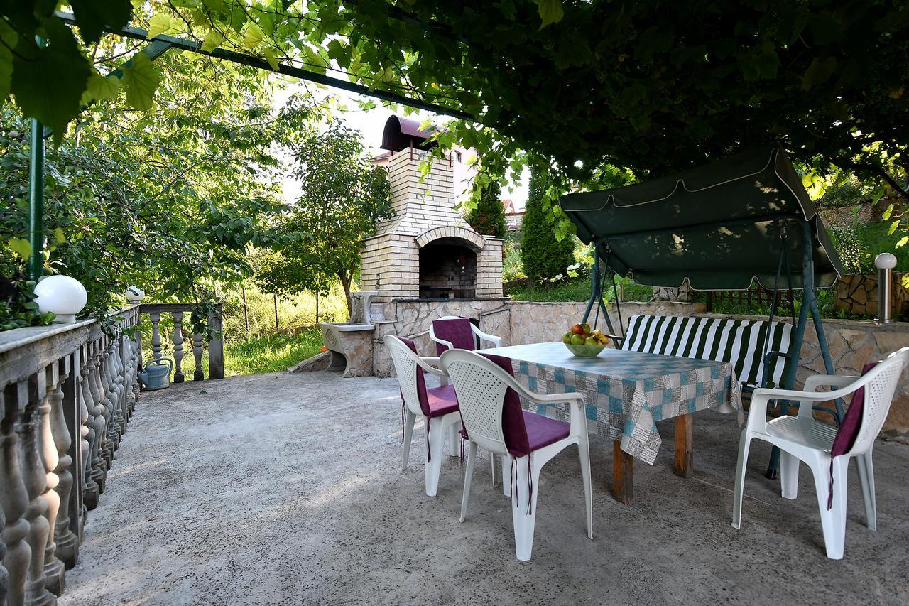 Keep Calm Garden Villa Sarajevo Exterior photo