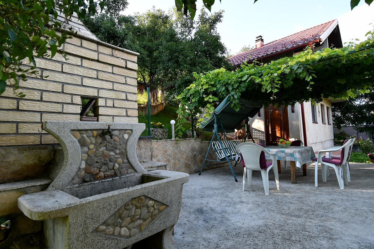 Keep Calm Garden Villa Sarajevo Exterior photo